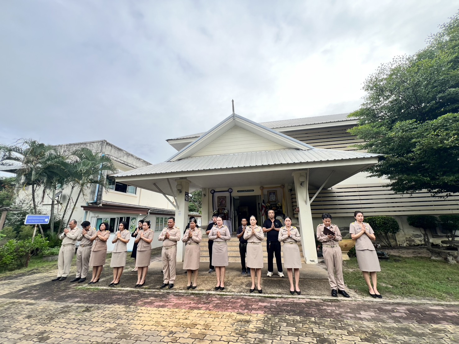 title - ส.ป.ก.ยโสธร   ดำเนินกิจกรรมโครงการเทิดทูนสถาบันหลักของชาติ